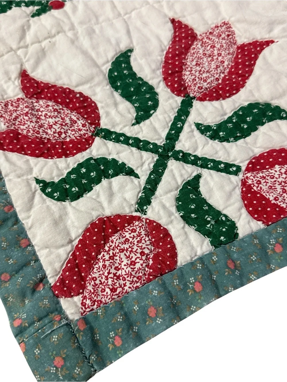 Vintage Handmade Appliqué Folk Art Quilt Tulips Birds Floral Wreath Full Queen
